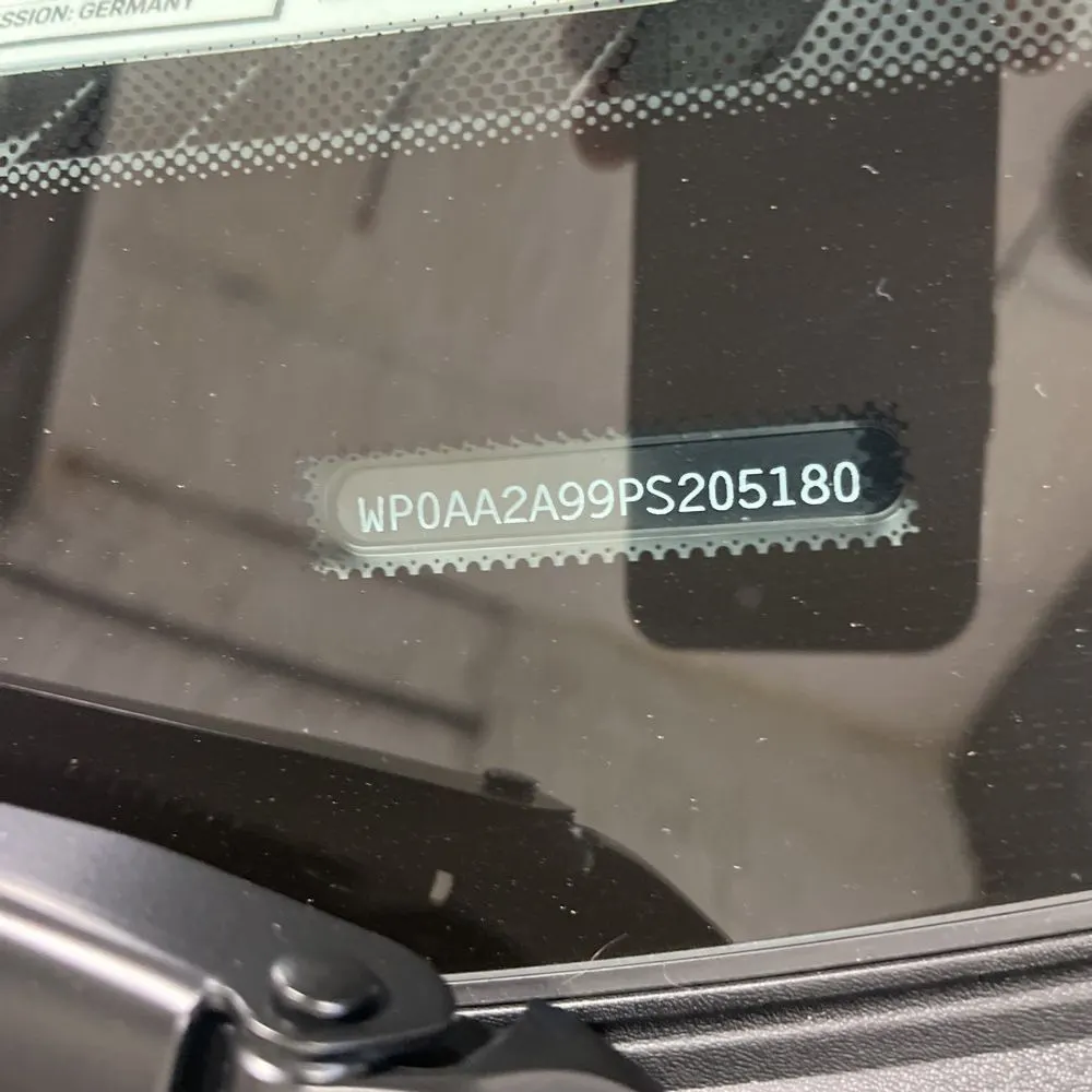 2023 Porsche 911 Carrera