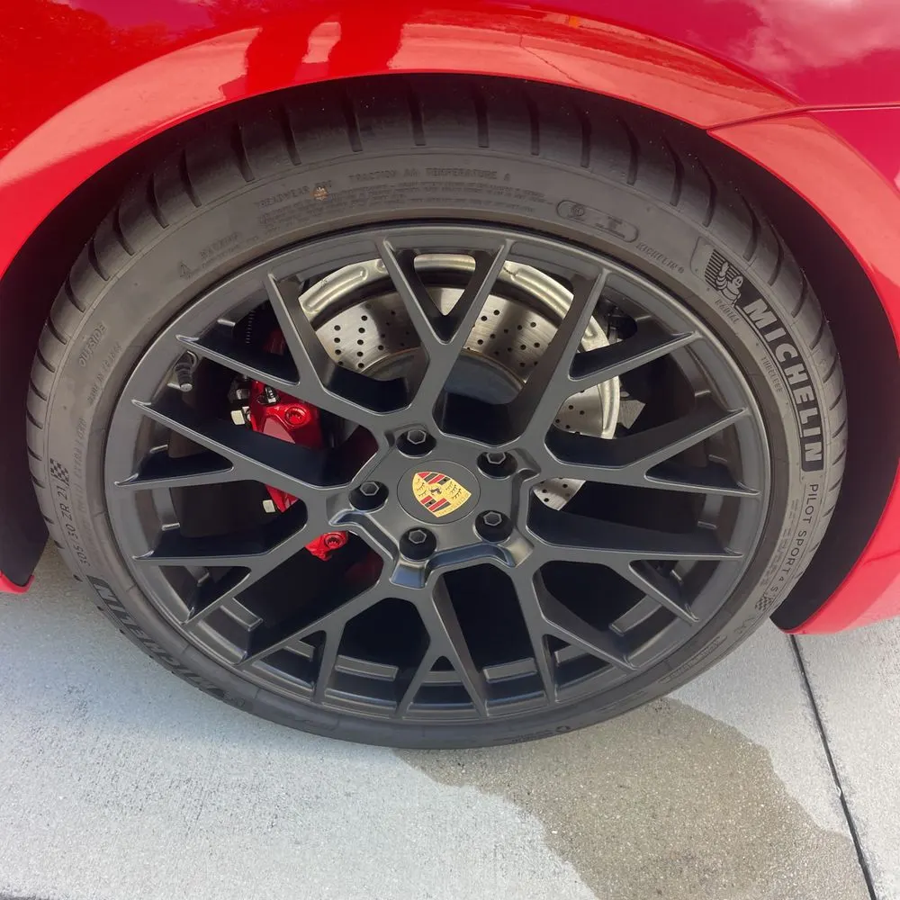 2024 Porsche 911 Carrera