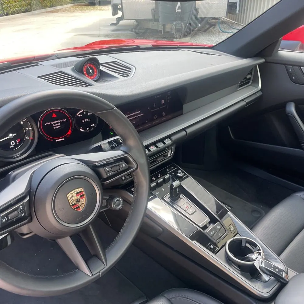 2024 Porsche 911 Carrera