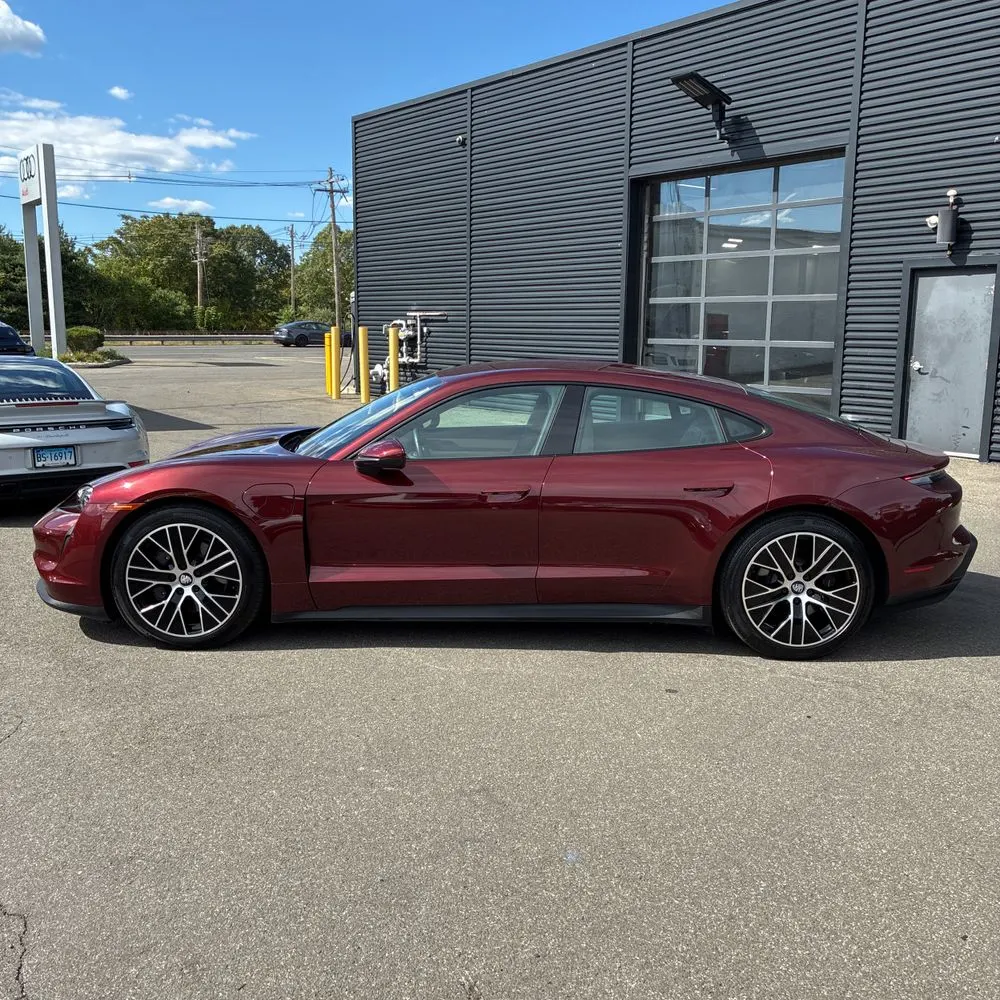 2021 Porsche Taycan Base