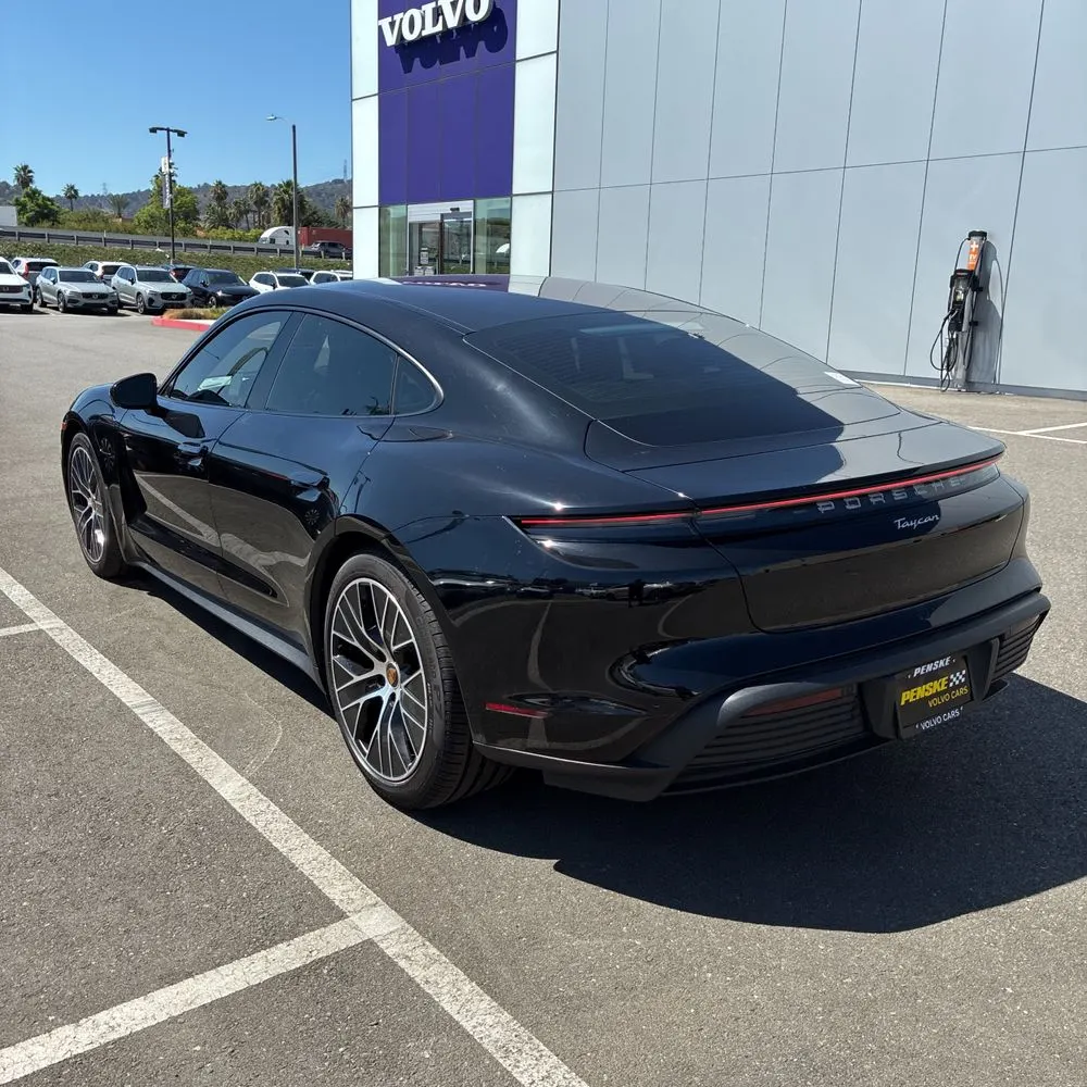 2023 Porsche Taycan Base