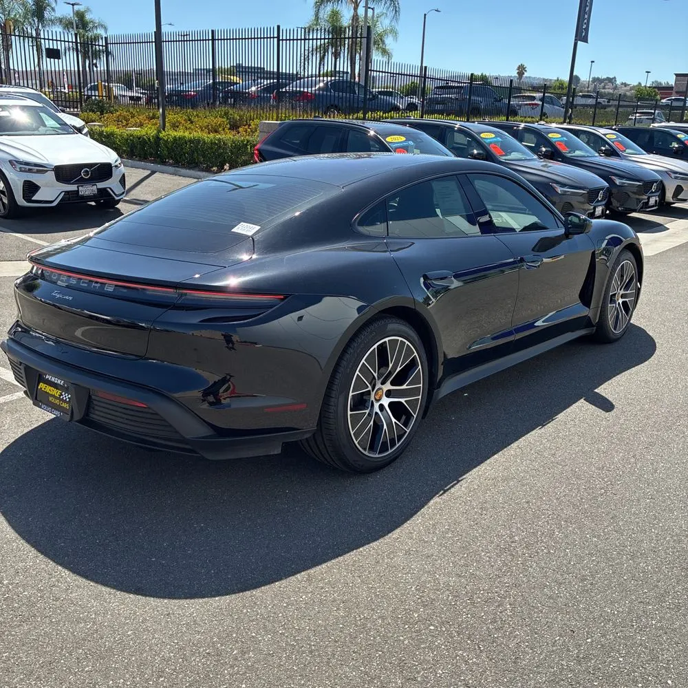 2023 Porsche Taycan Base