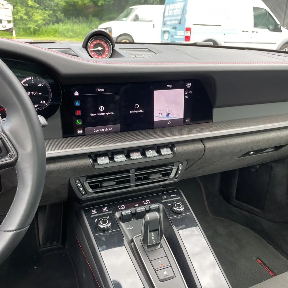2022 Porsche 911 Carrera 4 GTS