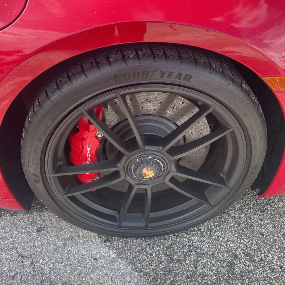 2023 Porsche 911 Carrera 4 GTS