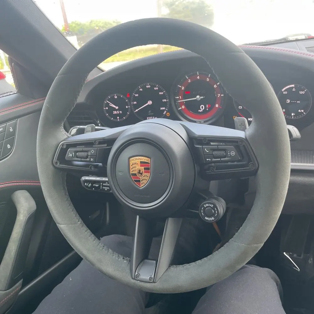 2023 Porsche 911 Carrera 4 GTS