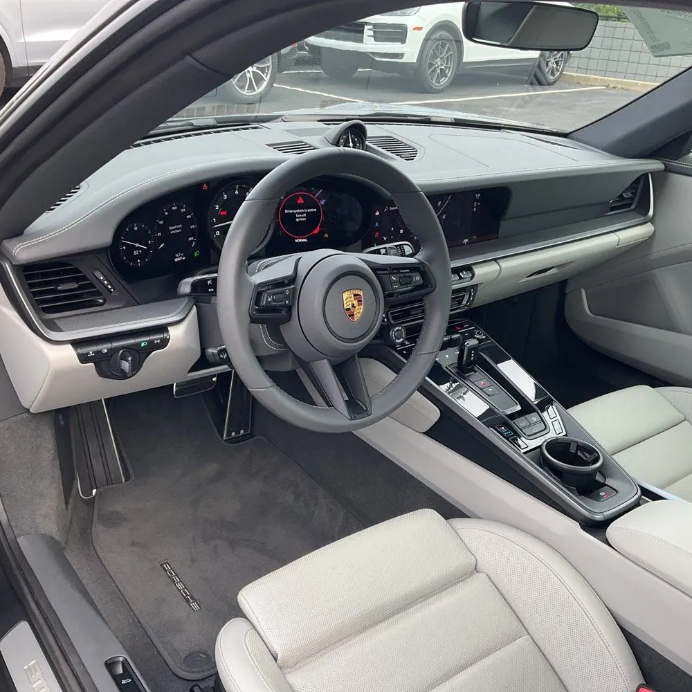 2022 Porsche 911 Carrera 4S