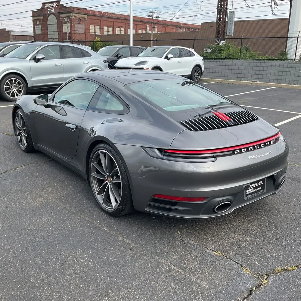 2022 Porsche 911 Carrera 4S