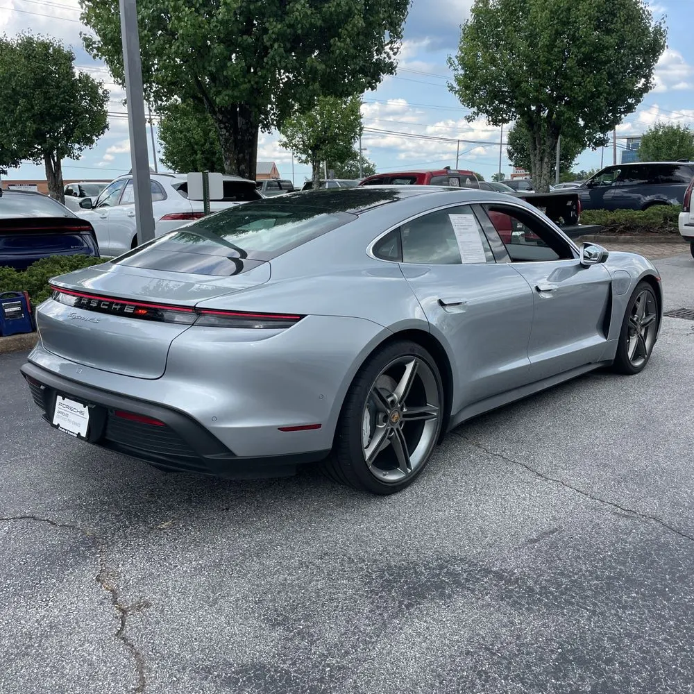 2024 Porsche Taycan 4S