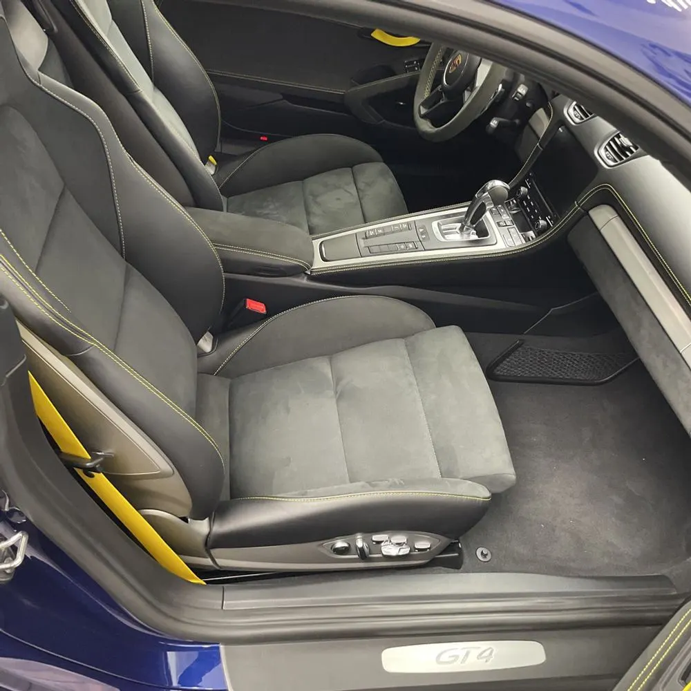 2021 Porsche 718 Cayman GT4