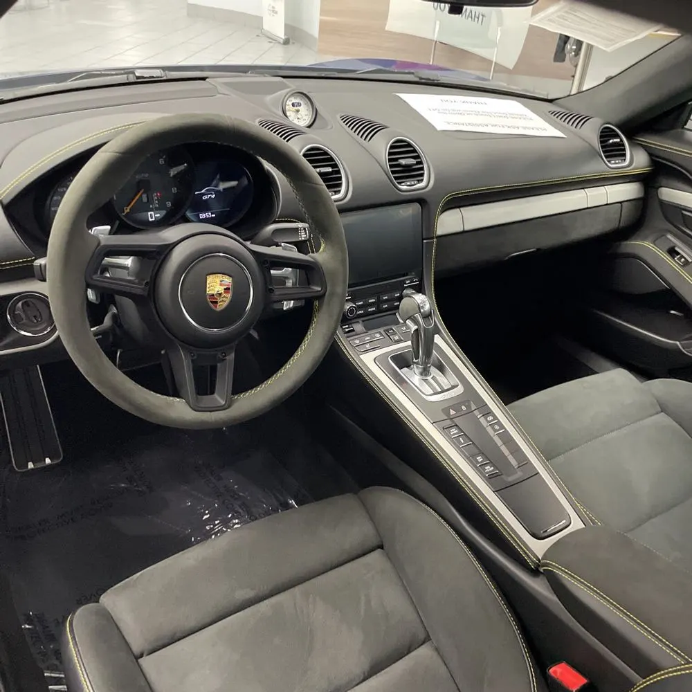 2021 Porsche 718 Cayman GT4
