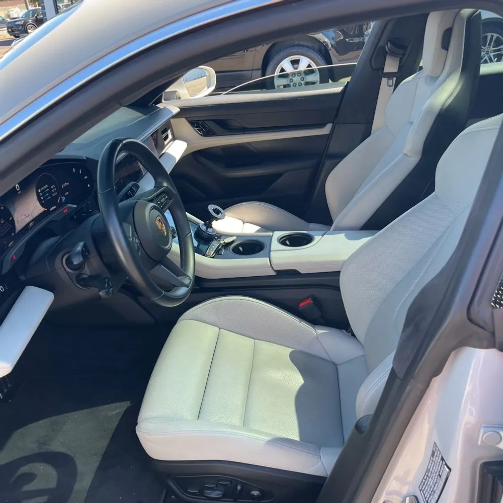 2021 Porsche Taycan Turbo