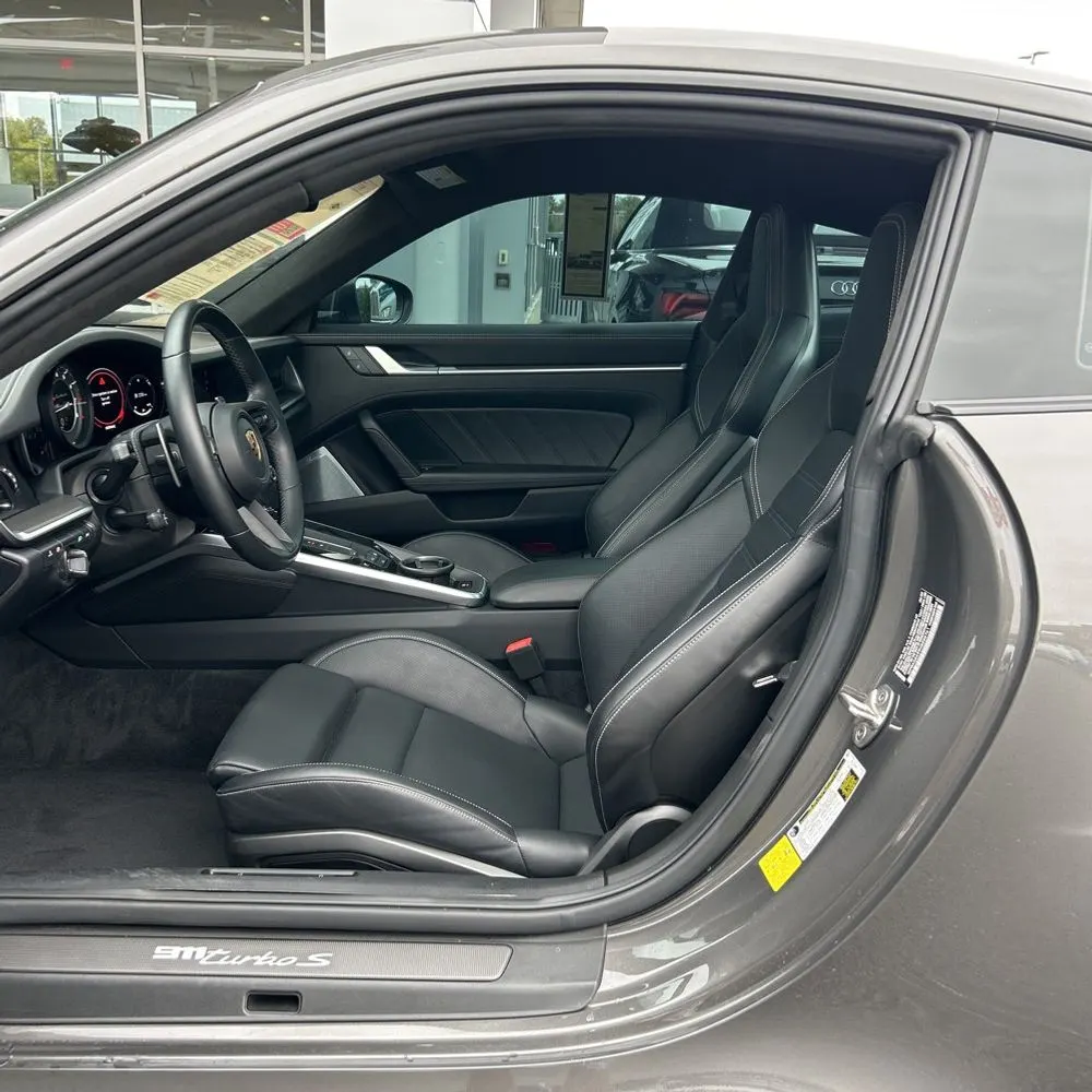2022 Porsche 911 Turbo S