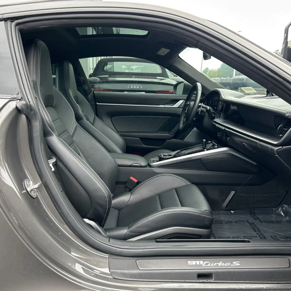 2022 Porsche 911 Turbo S