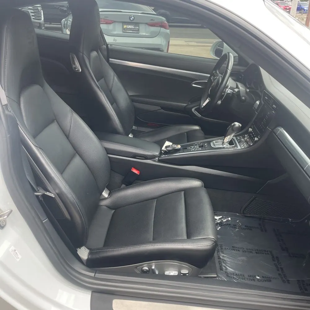 2017 Porsche 911 Carrera 4 Turbo S