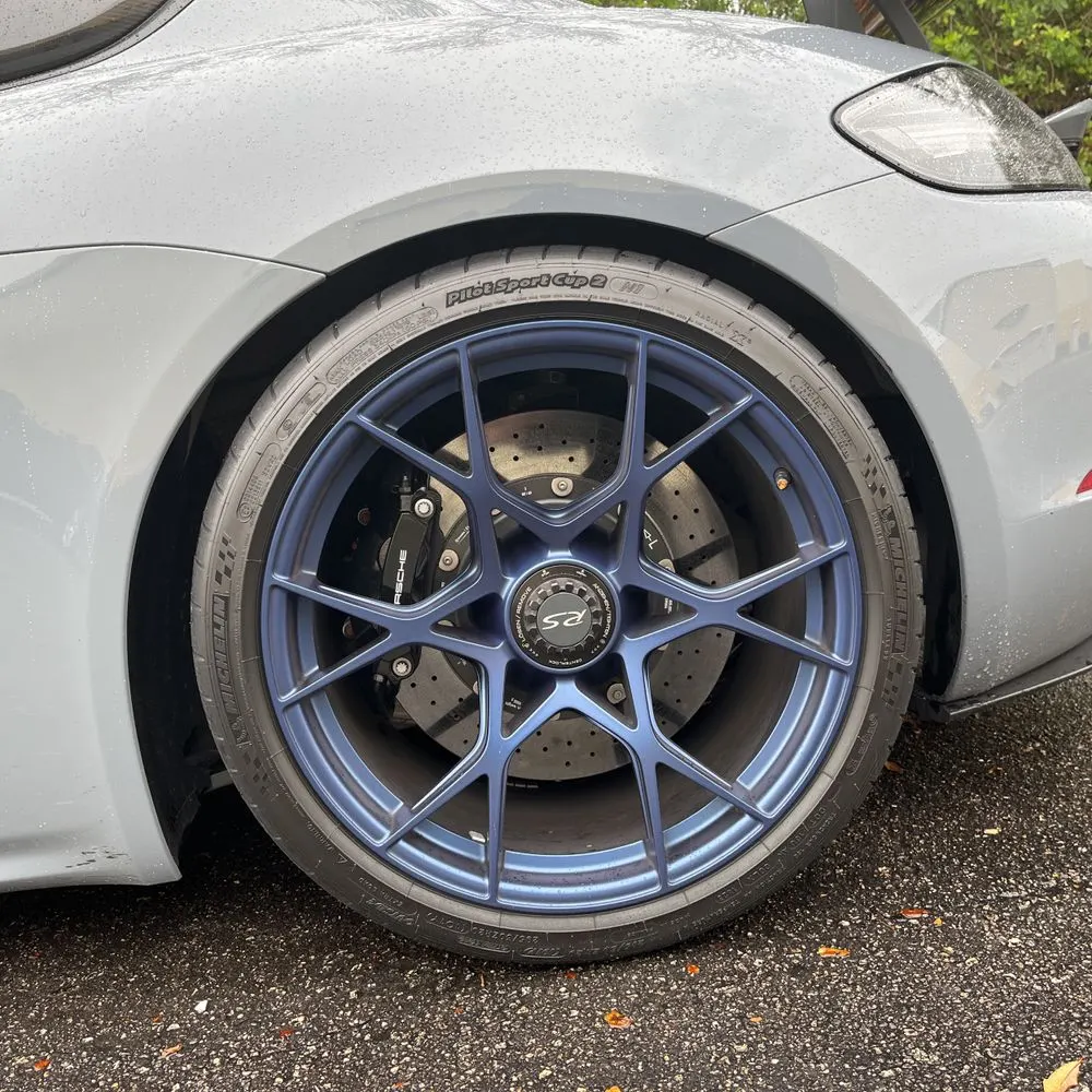 2023 Porsche 718 Cayman GT4 RS