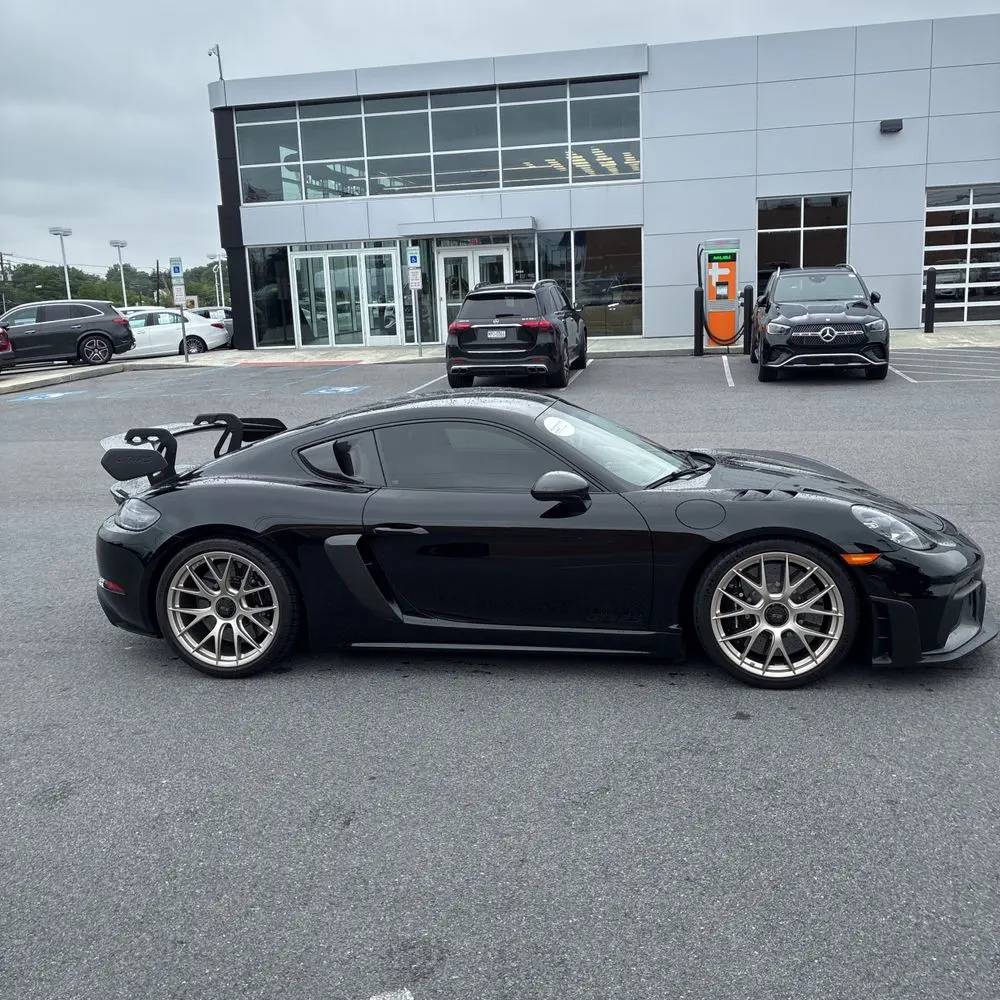 2024 Porsche 718 Cayman GT4 RS