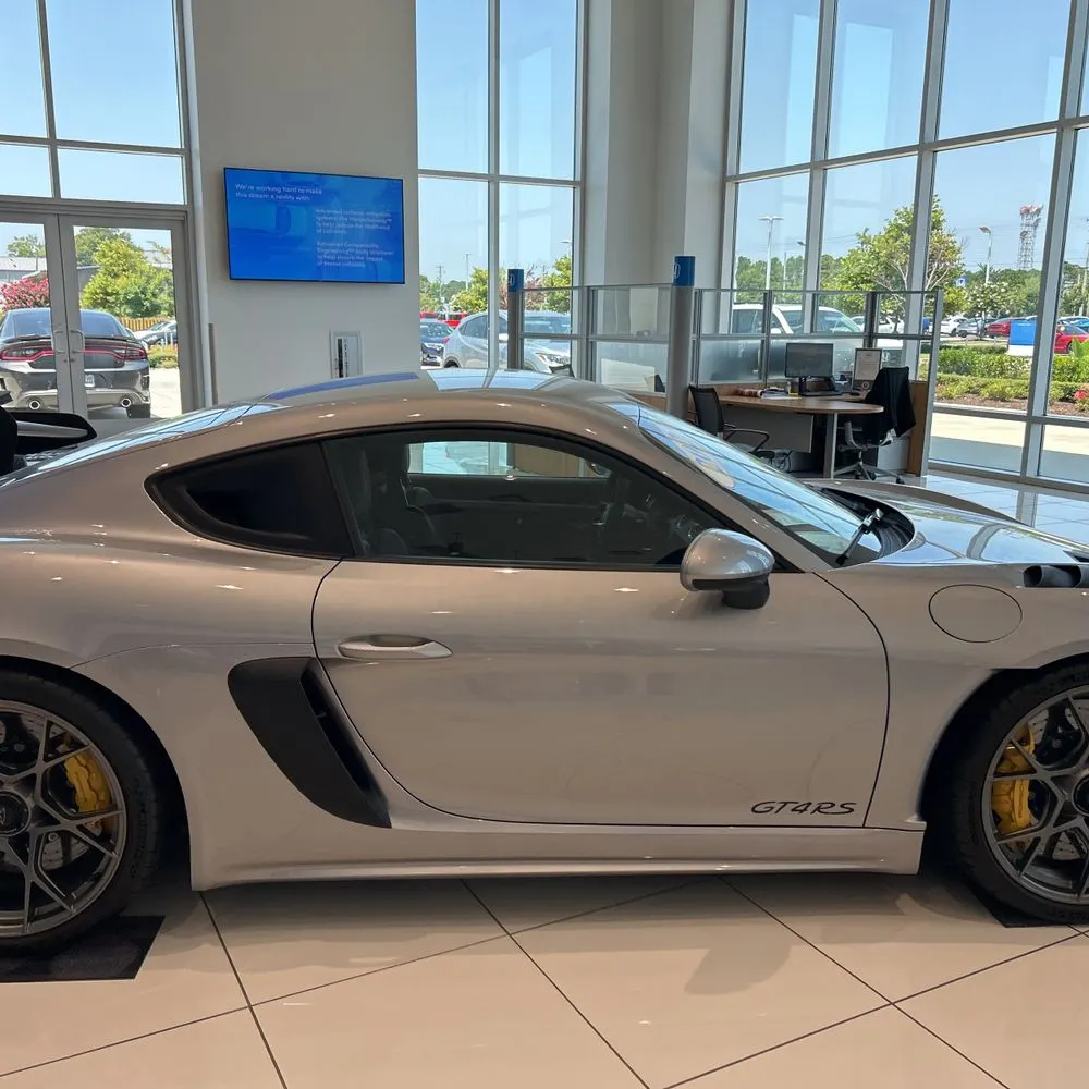 2023 Porsche 718 Cayman GT4 RS