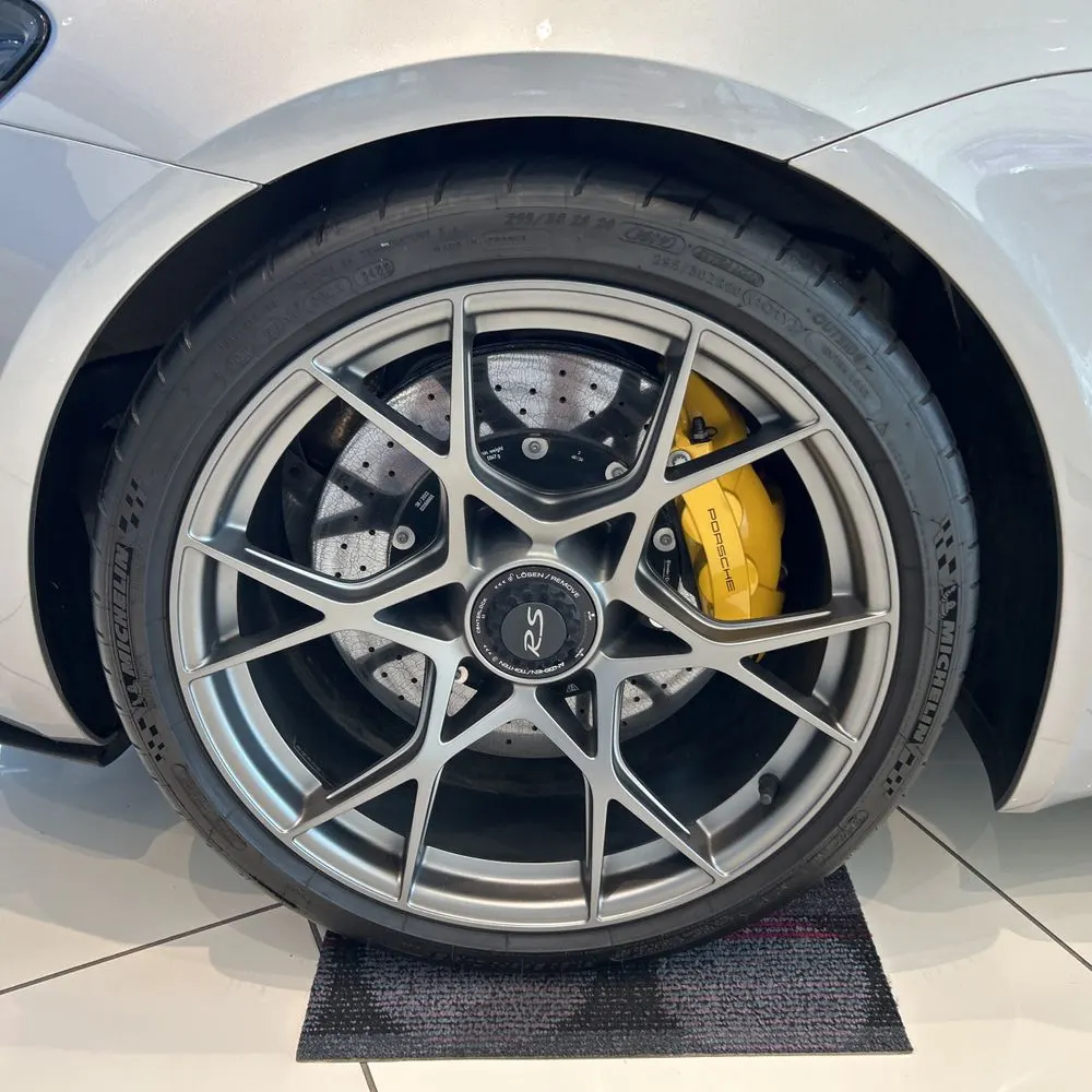 2023 Porsche 718 Cayman GT4 RS