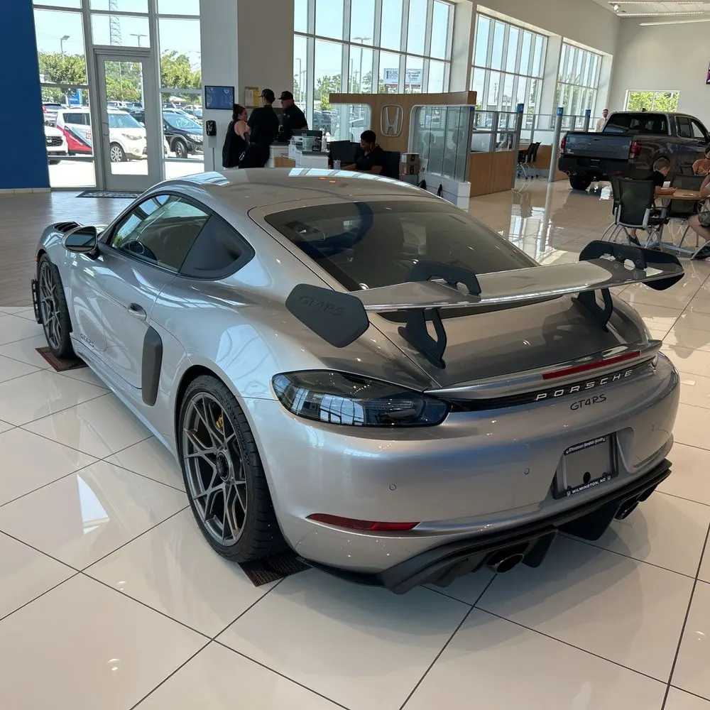 2023 Porsche 718 Cayman GT4 RS
