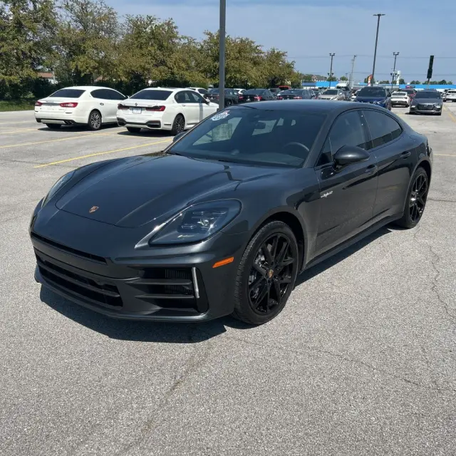 2025 Porsche Panamera 4 E-Hybrid