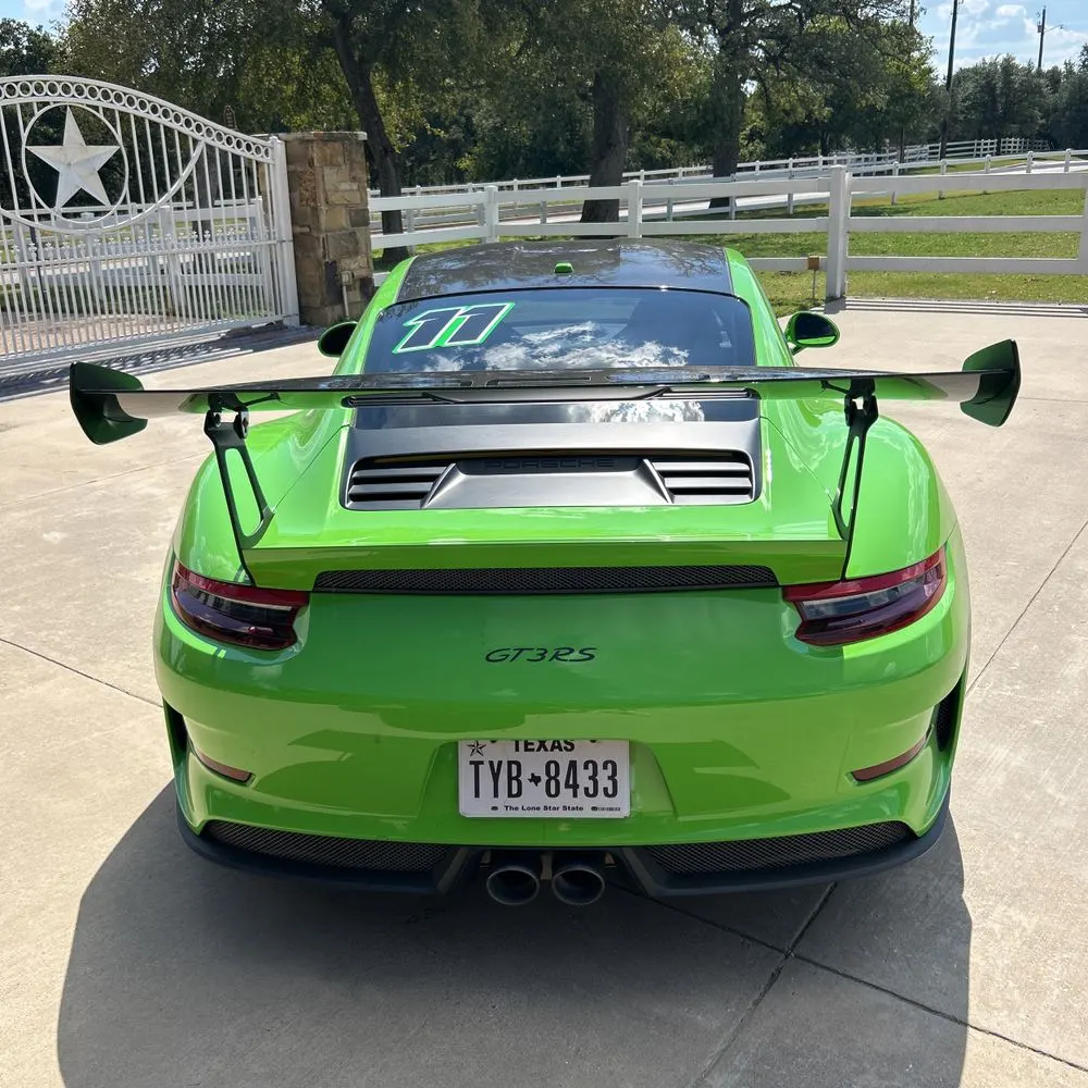 2019 Porsche 911 Carrera