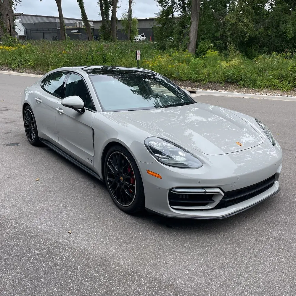 2022 Porsche Panamera GTS