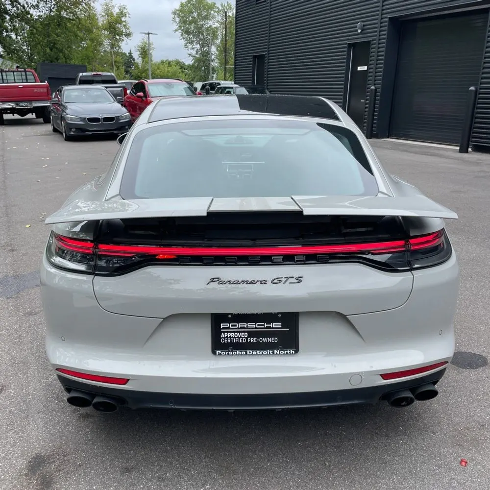 2022 Porsche Panamera GTS