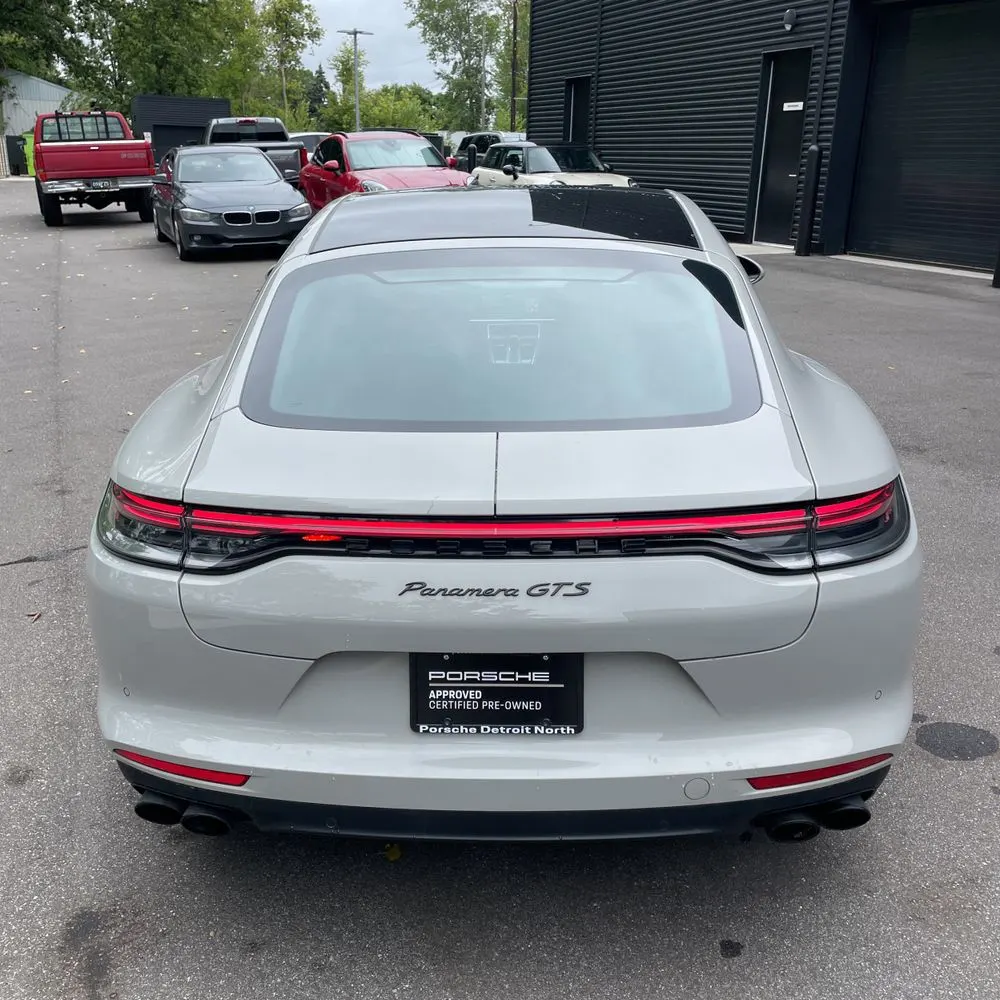 2022 Porsche Panamera GTS