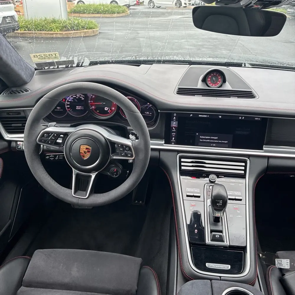 2019 Porsche Panamera GTS