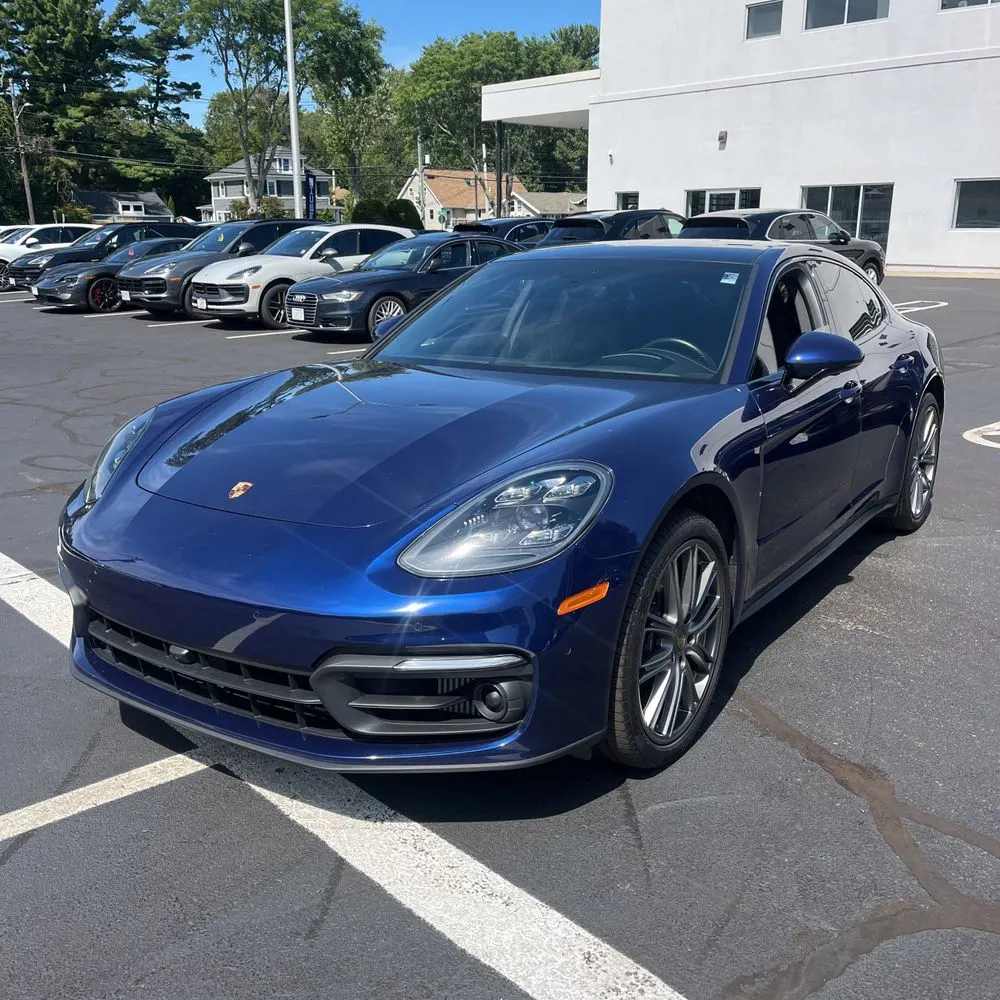 2023 Porsche Panamera 4
