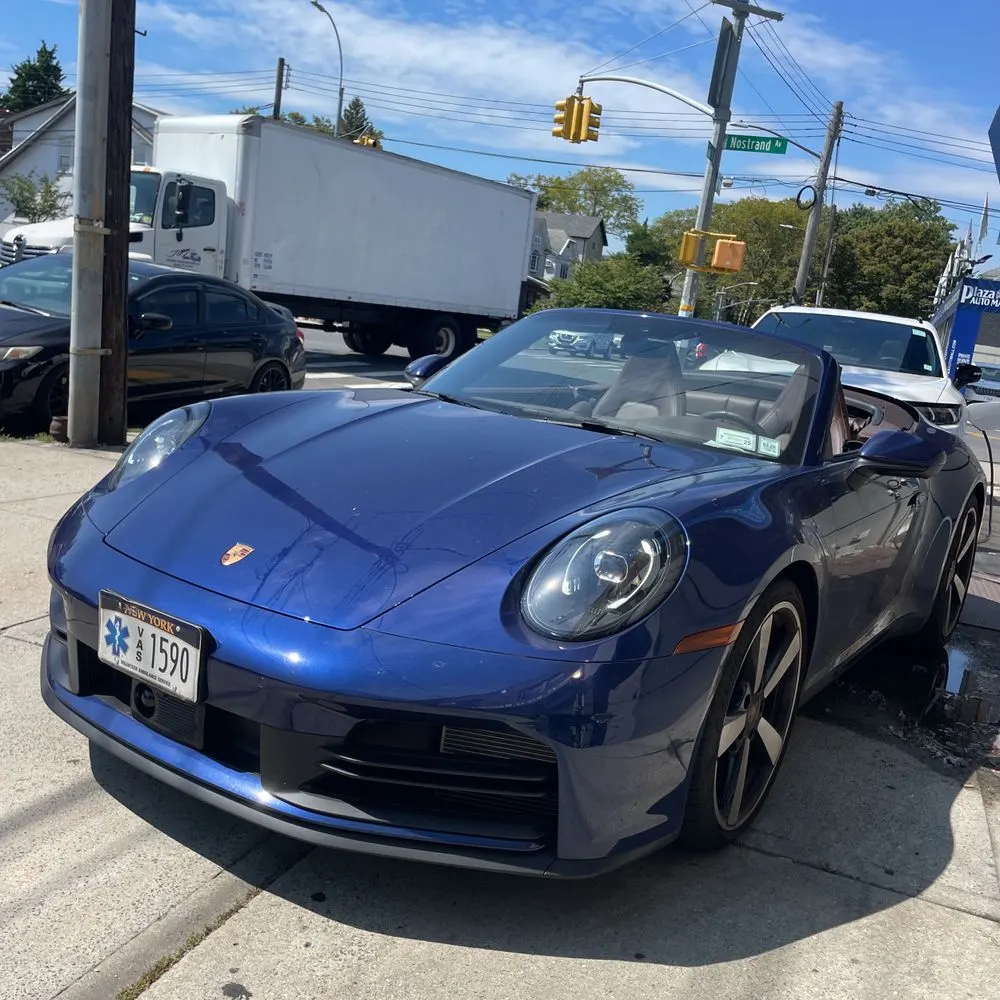 2025 Porsche 911 Carrera