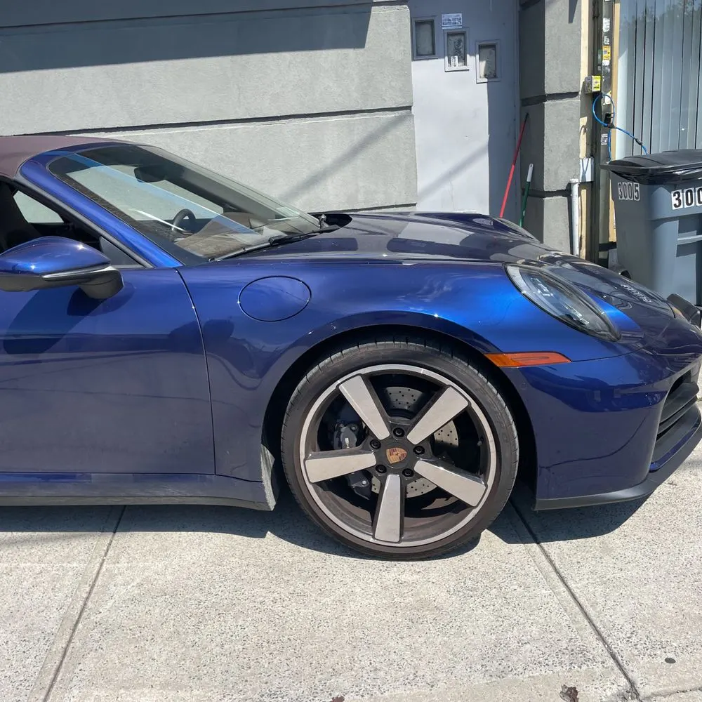 2025 Porsche 911 Carrera