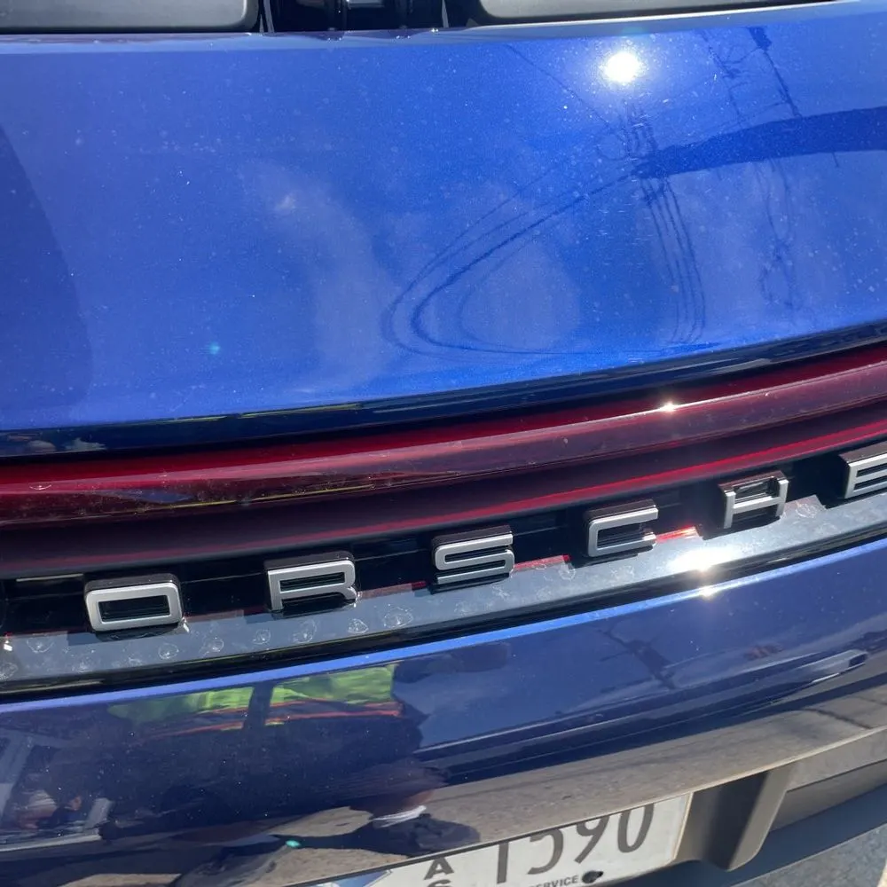 2025 Porsche 911 Carrera