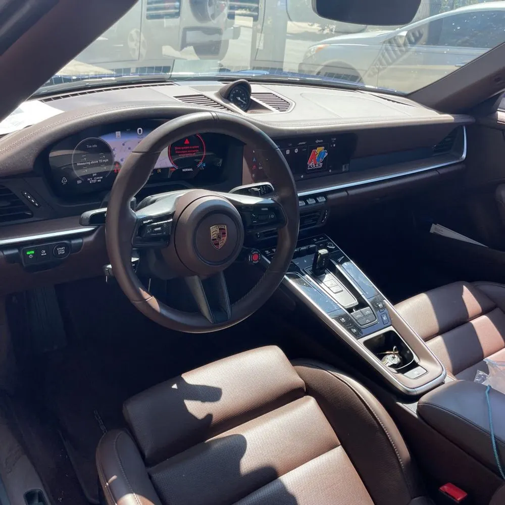 2025 Porsche 911 Carrera