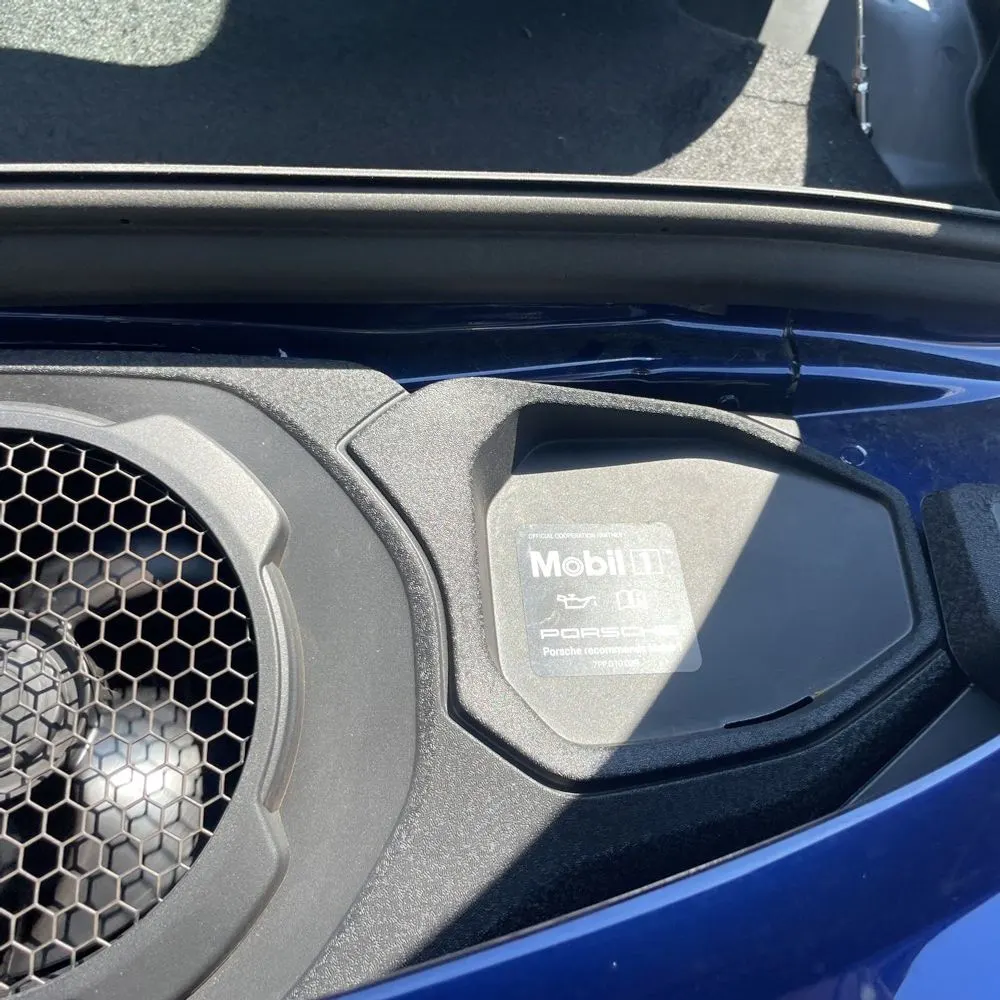 2025 Porsche 911 Carrera
