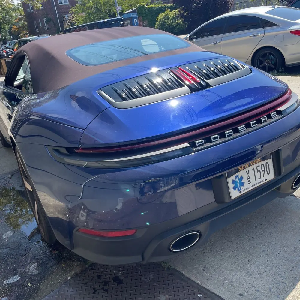 2025 Porsche 911 Carrera