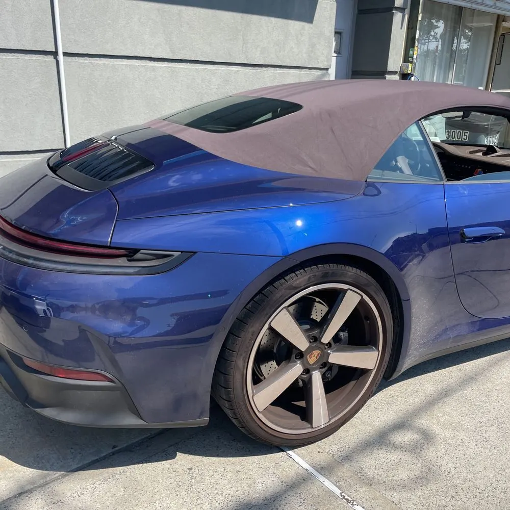 2025 Porsche 911 Carrera