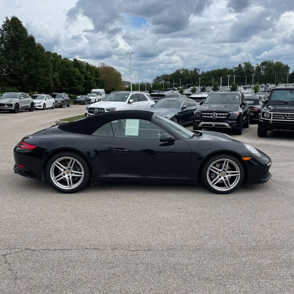 2017 Porsche 911 Carrera
