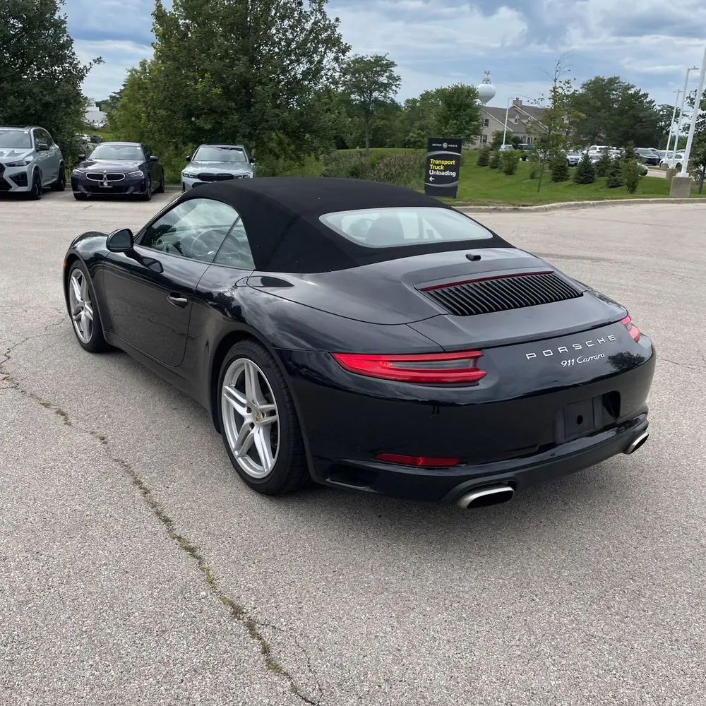 2017 Porsche 911 Carrera