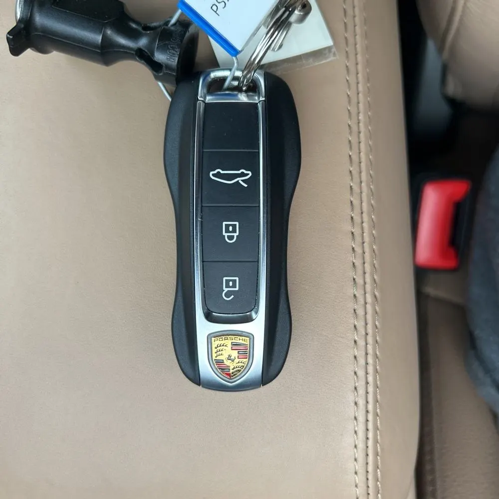 2023 Porsche 911 Carrera