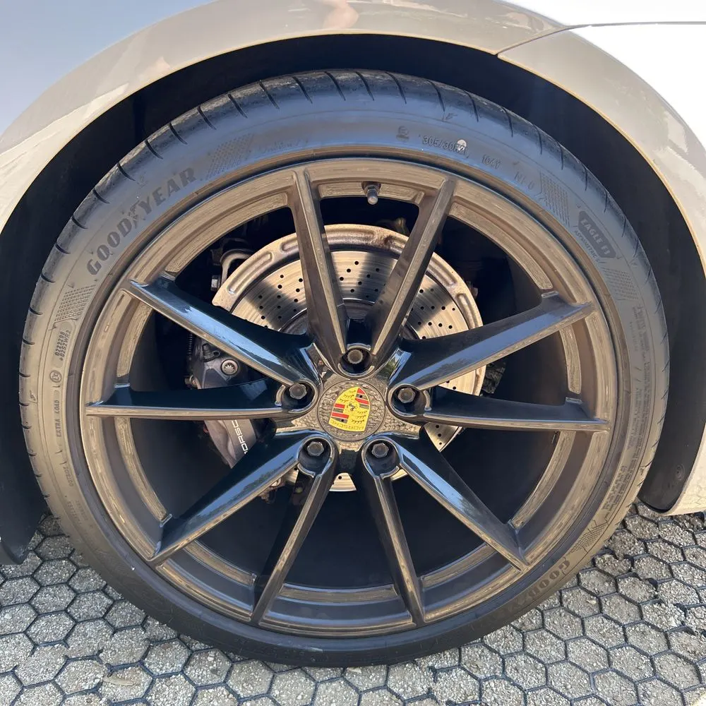 2021 Porsche 911 Carrera