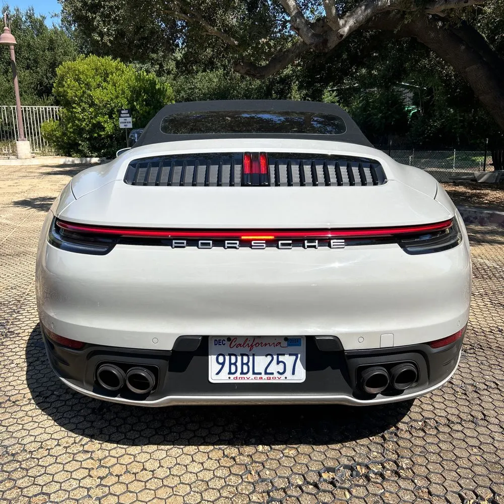 2021 Porsche 911 Carrera