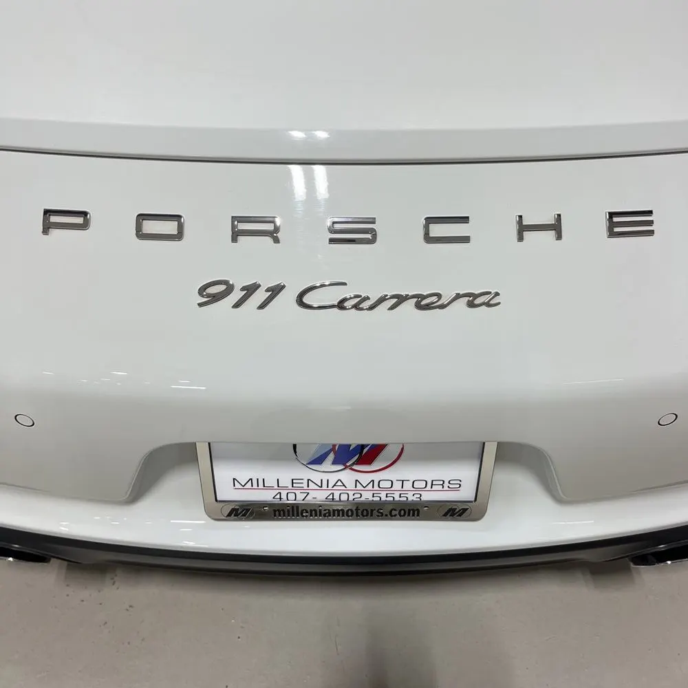 2018 Porsche 911 Carrera