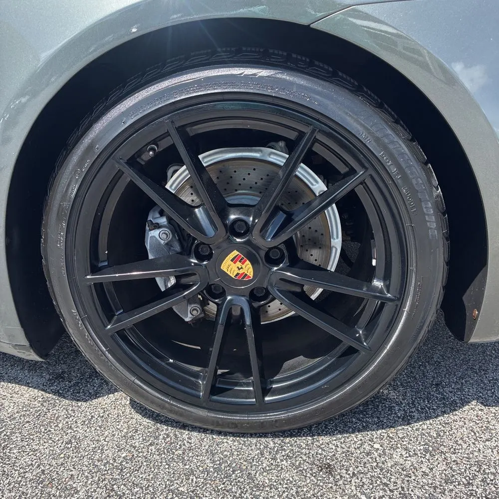2020 Porsche 911 Carrera Cabriolet
