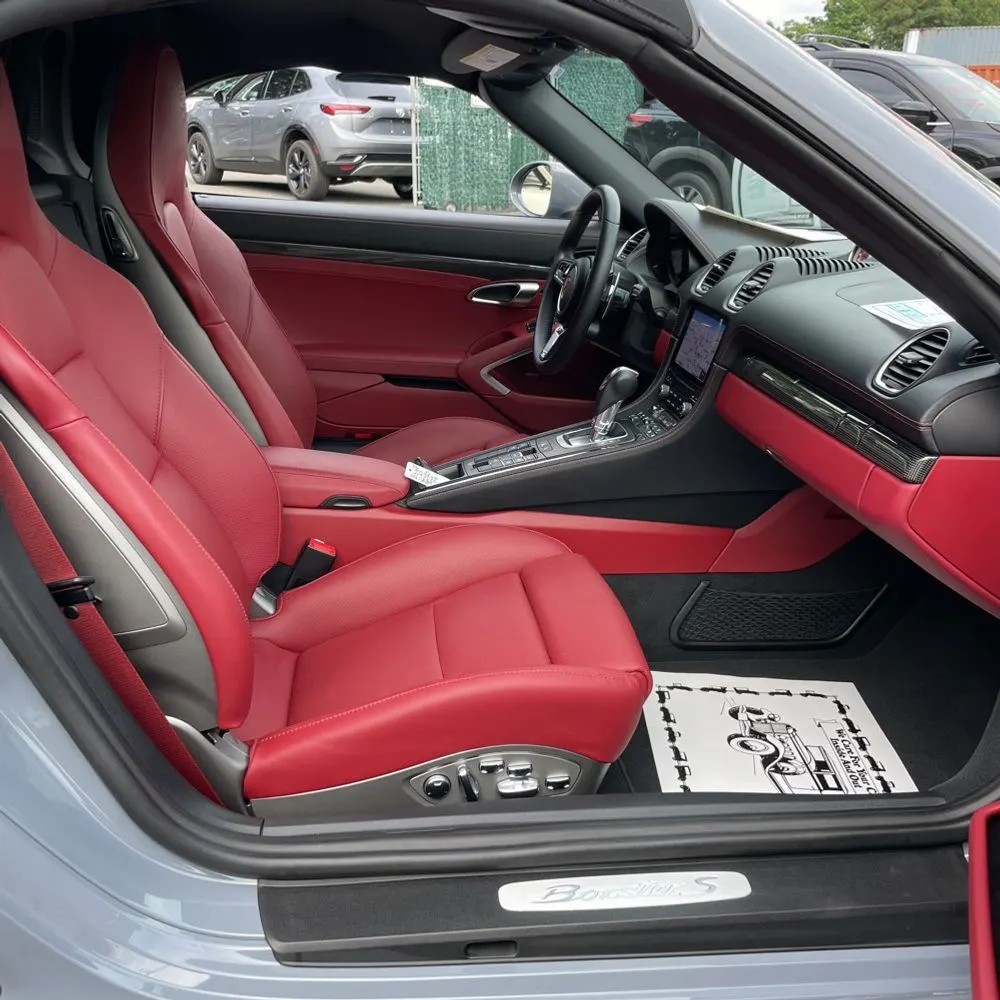 2023 Porsche 718 Boxster S