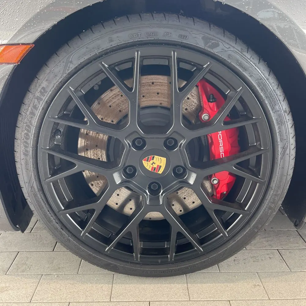2023 Porsche 911 Carrera GTS