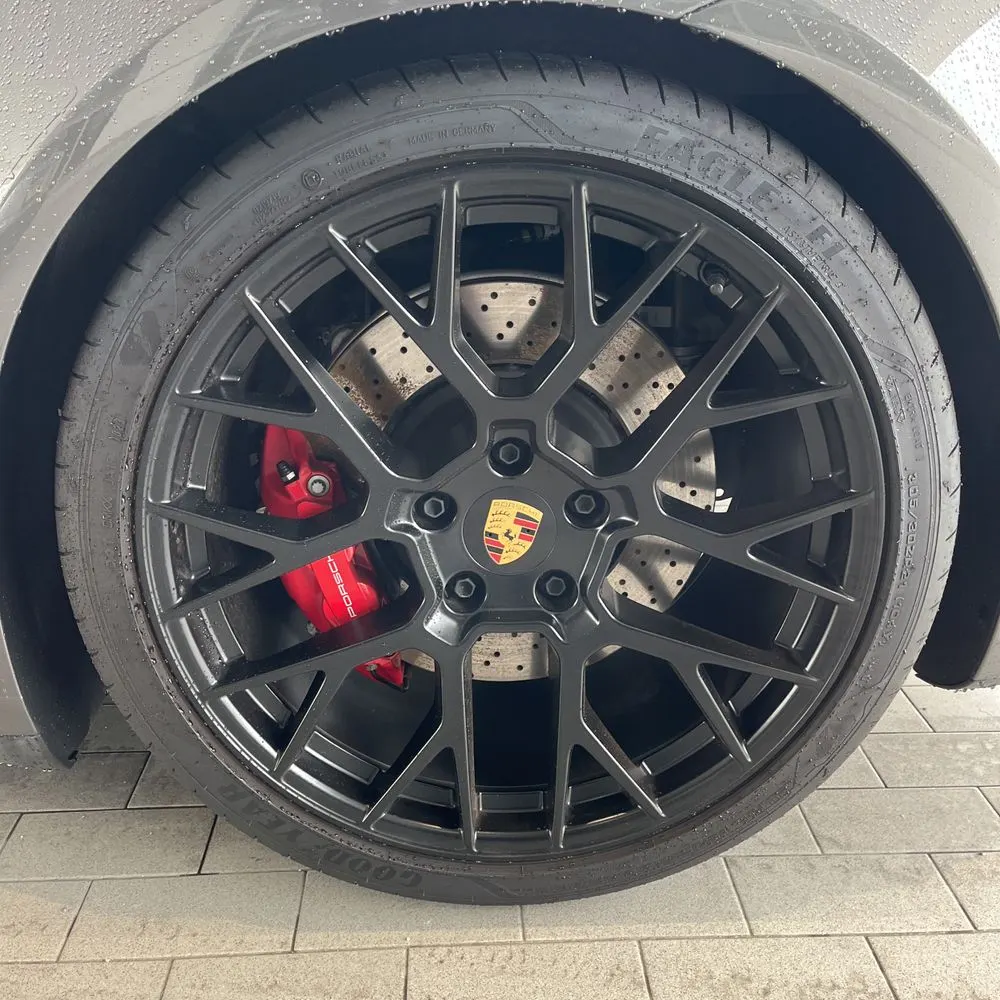 2023 Porsche 911 Carrera GTS