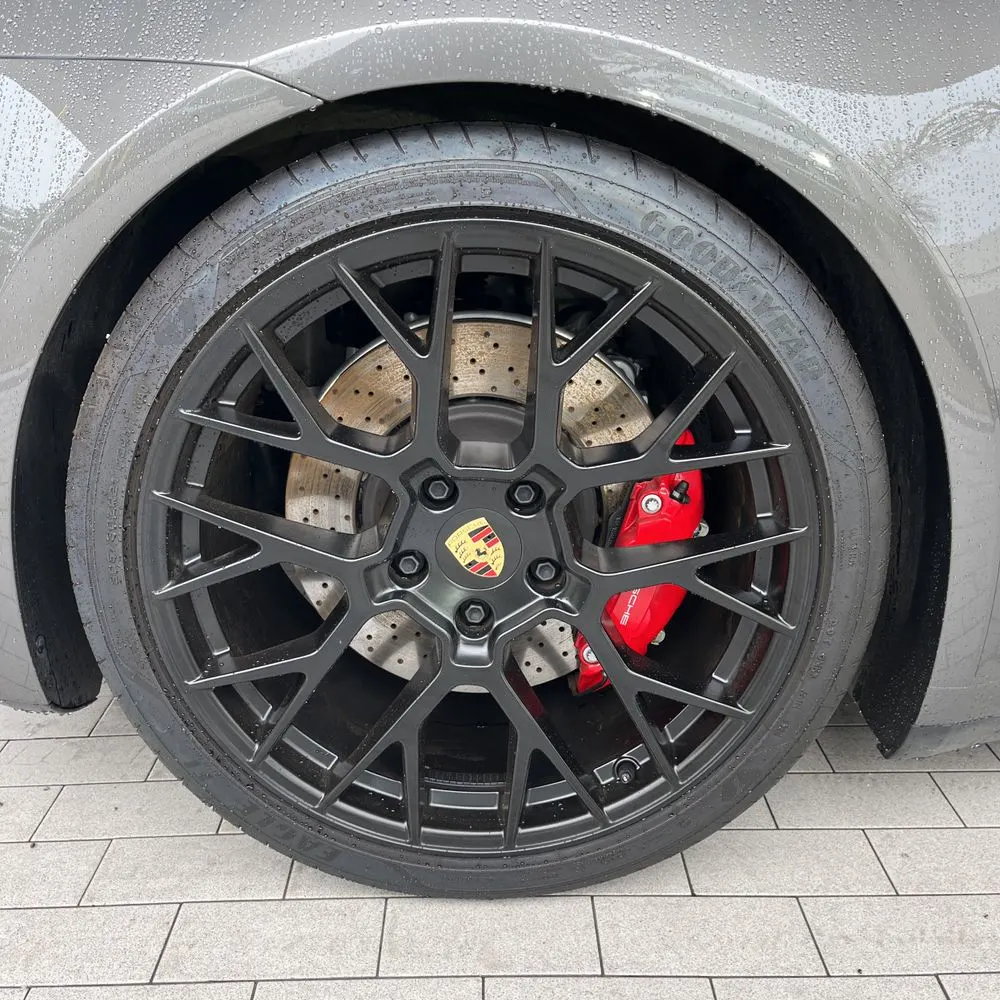 2023 Porsche 911 Carrera GTS
