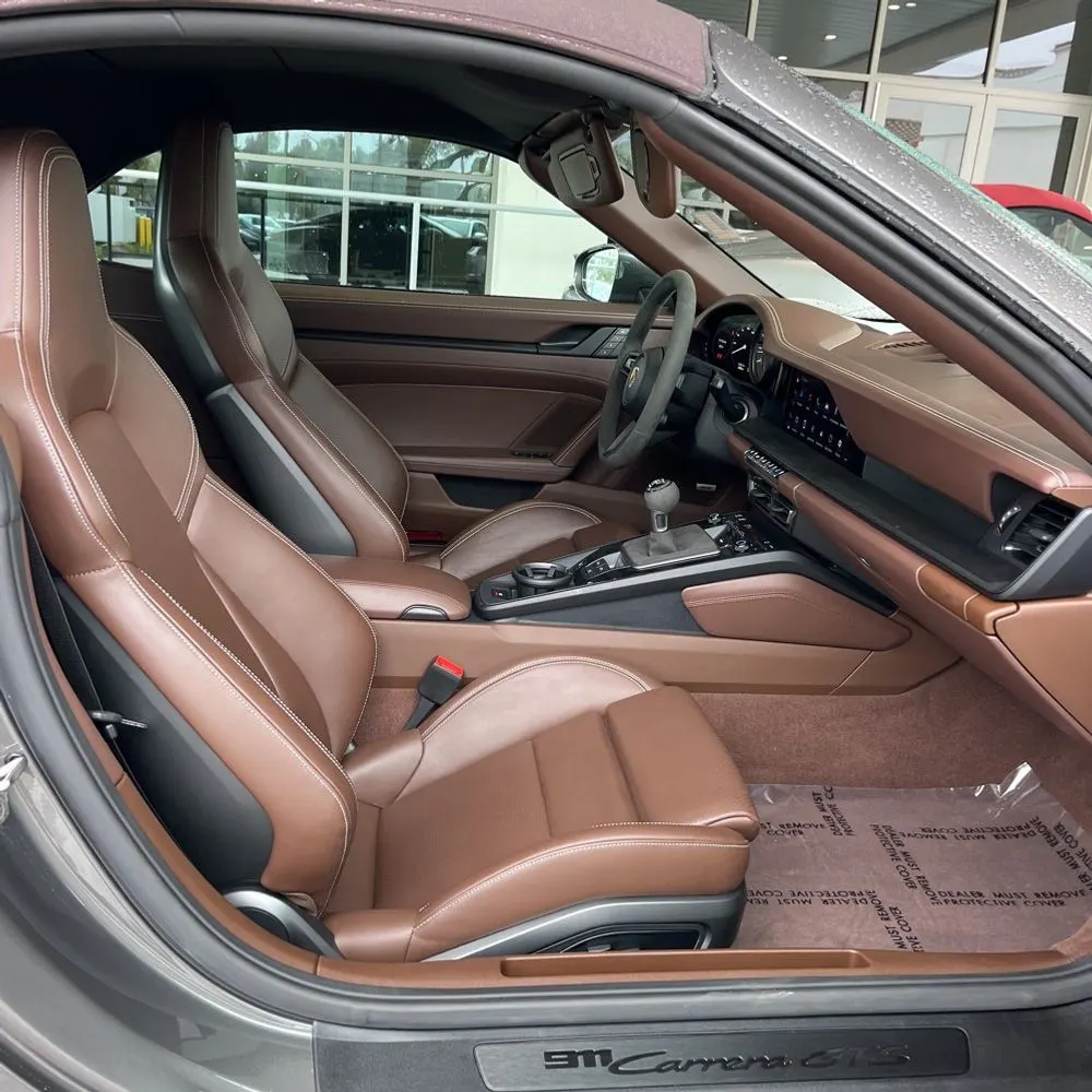 2023 Porsche 911 Carrera GTS