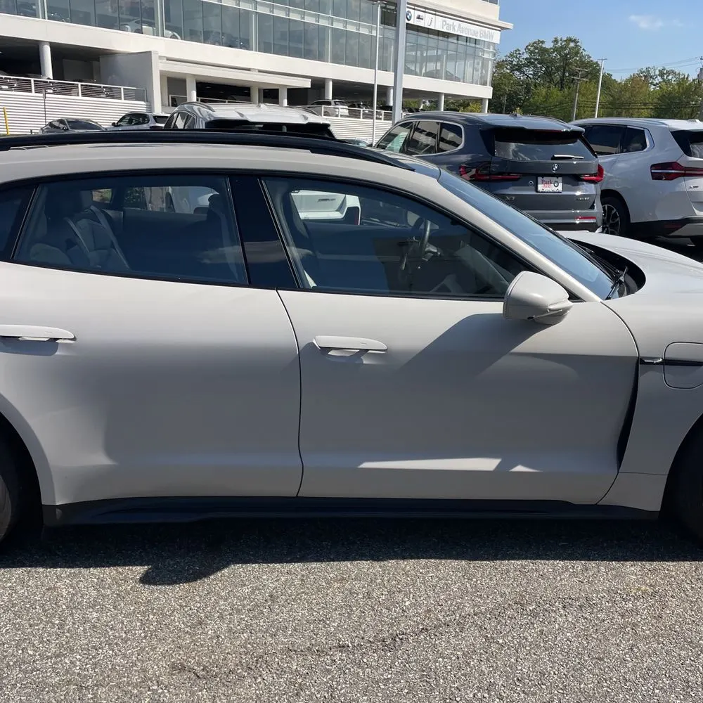2024 Porsche Taycan GTS Sport Turismo
